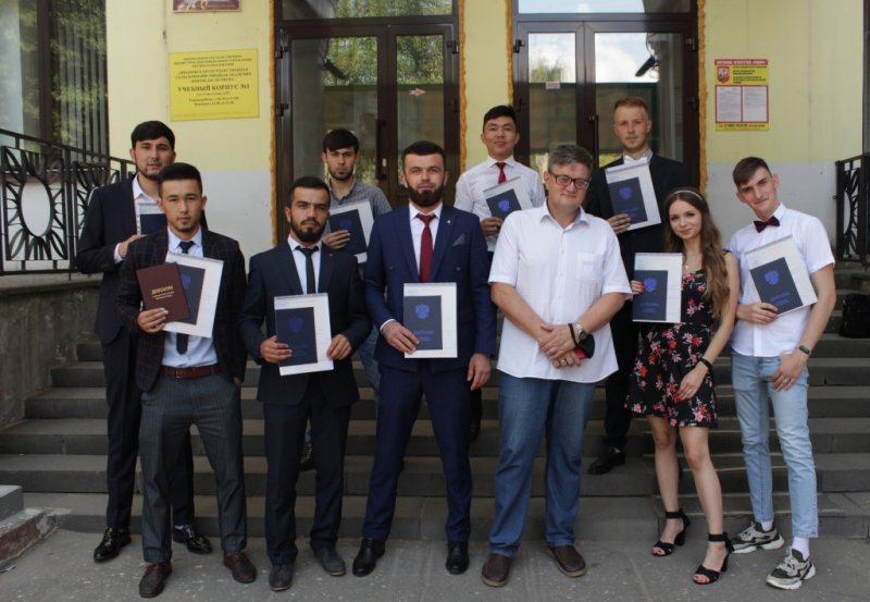 ПОЗДРАВЛЕНИЕ ВЫПУСКНИКОВ ФАКУЛЬТЕТА ВЕТЕРИНАРНОЙ МЕДИЦИНЫ И БИОТЕХНОЛОГИИ В ЖИВОТНОВОДСТВЕ С ПОЛУЧЕНИЕМ ДИПЛОМОВ!